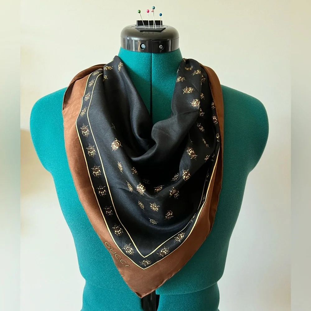 Vintage Gucci Silk Scarf Black and Brown Turtle Motif - Picture 8 of 8
